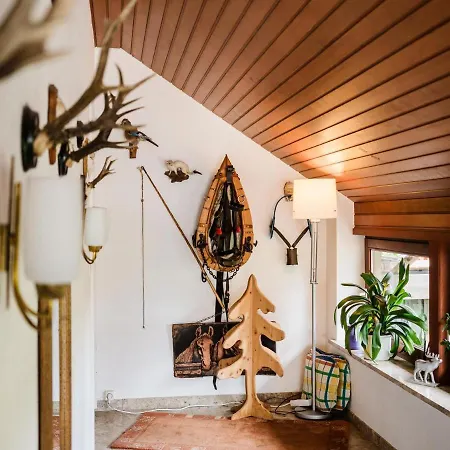 Haus Sabine - 1 Privatunterkunft *