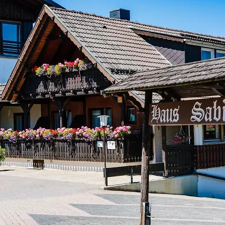 Nr 1 Im Haus Sabine *