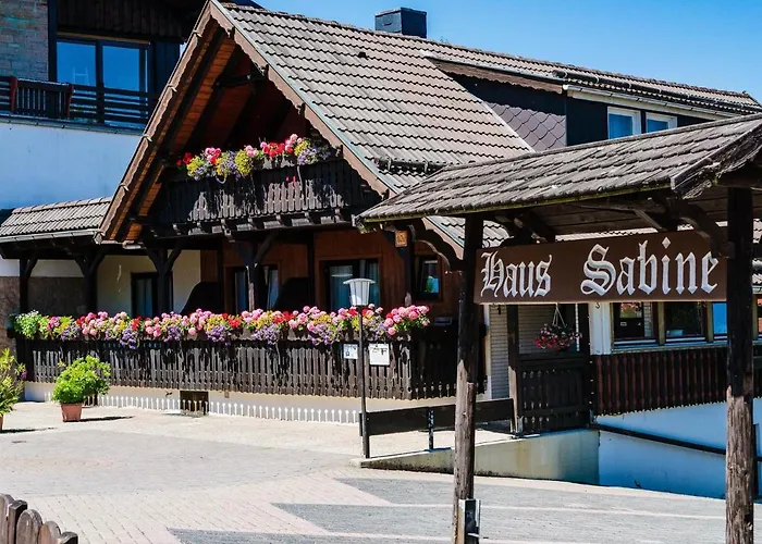 Nr 1 Im Haus Sabine *